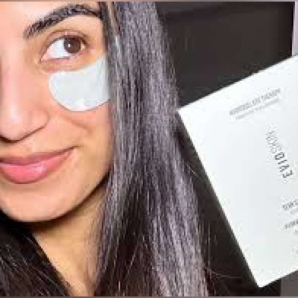 20 - NEW UNOPENED BOX - EVIO BEAUTY EVIO Skin  tear catcher
